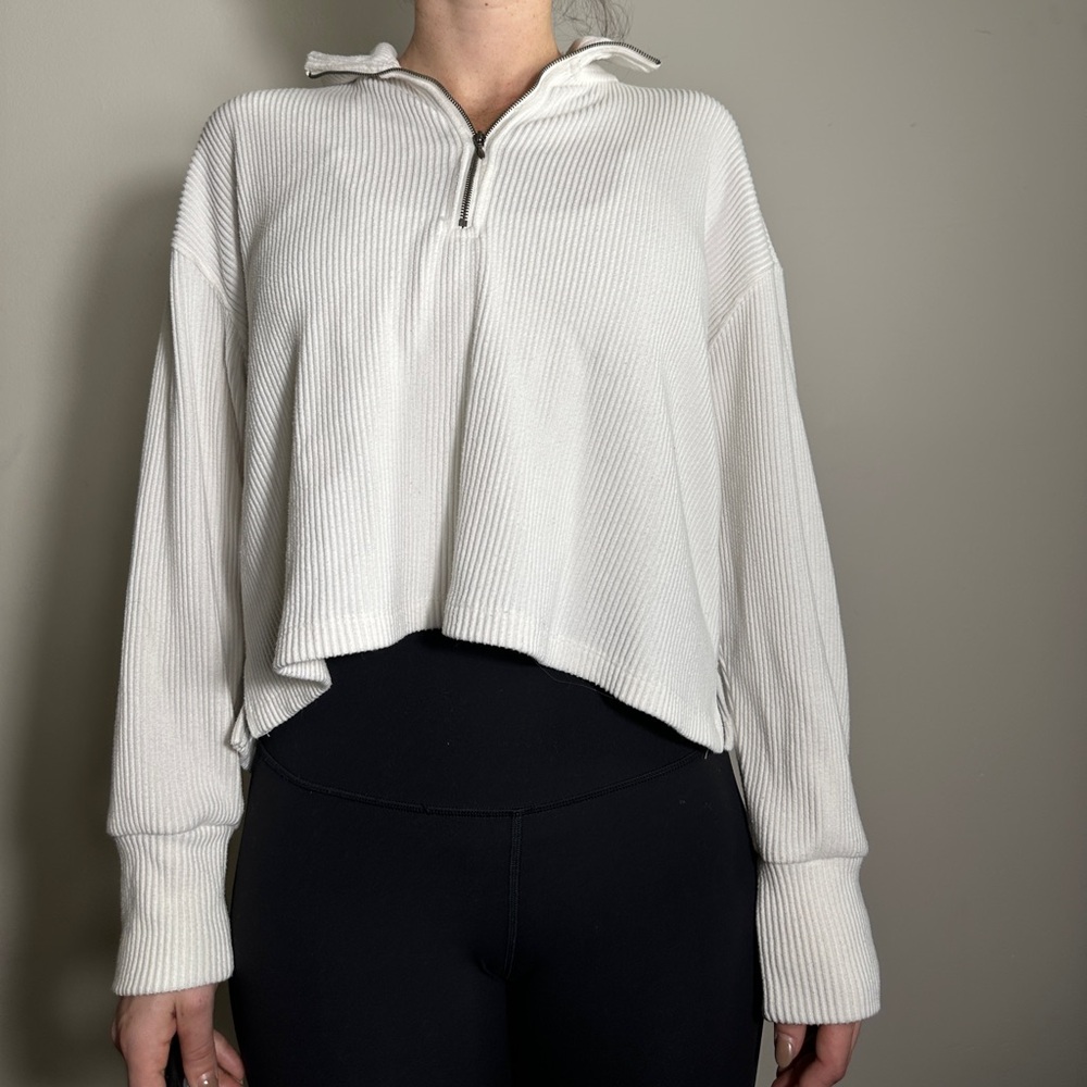 Abercrombie and Fitch White Ribbed Cropped Quarter Zip Longsleeve Top Sz M